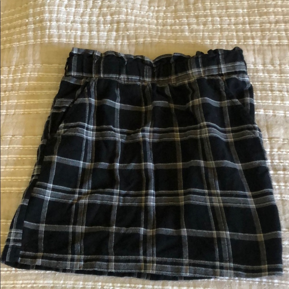 White Fawn (Tilly’s brand) black/white/grey skirt